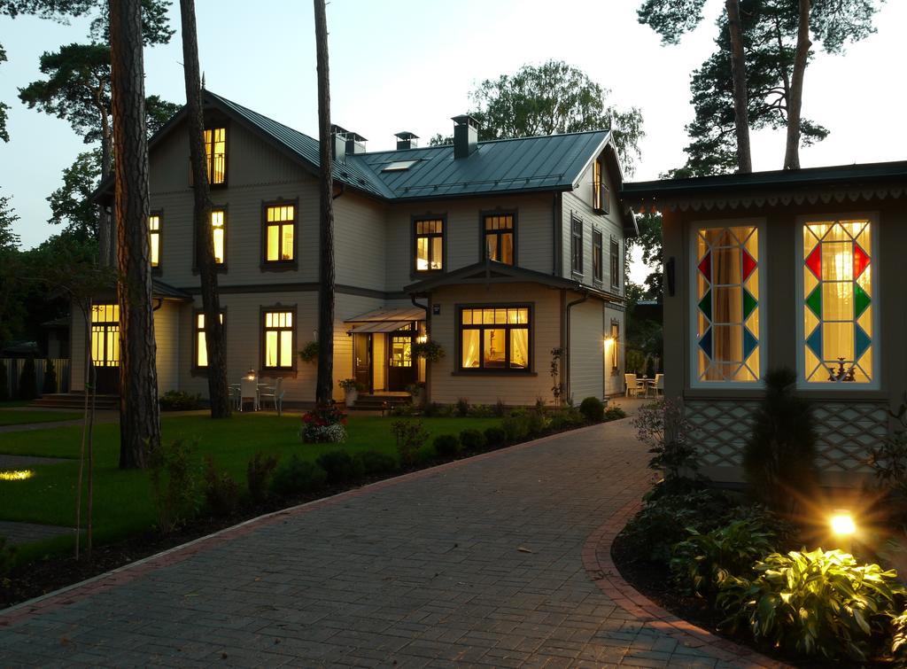 Apartments Livia Jūrkalne Exterior foto